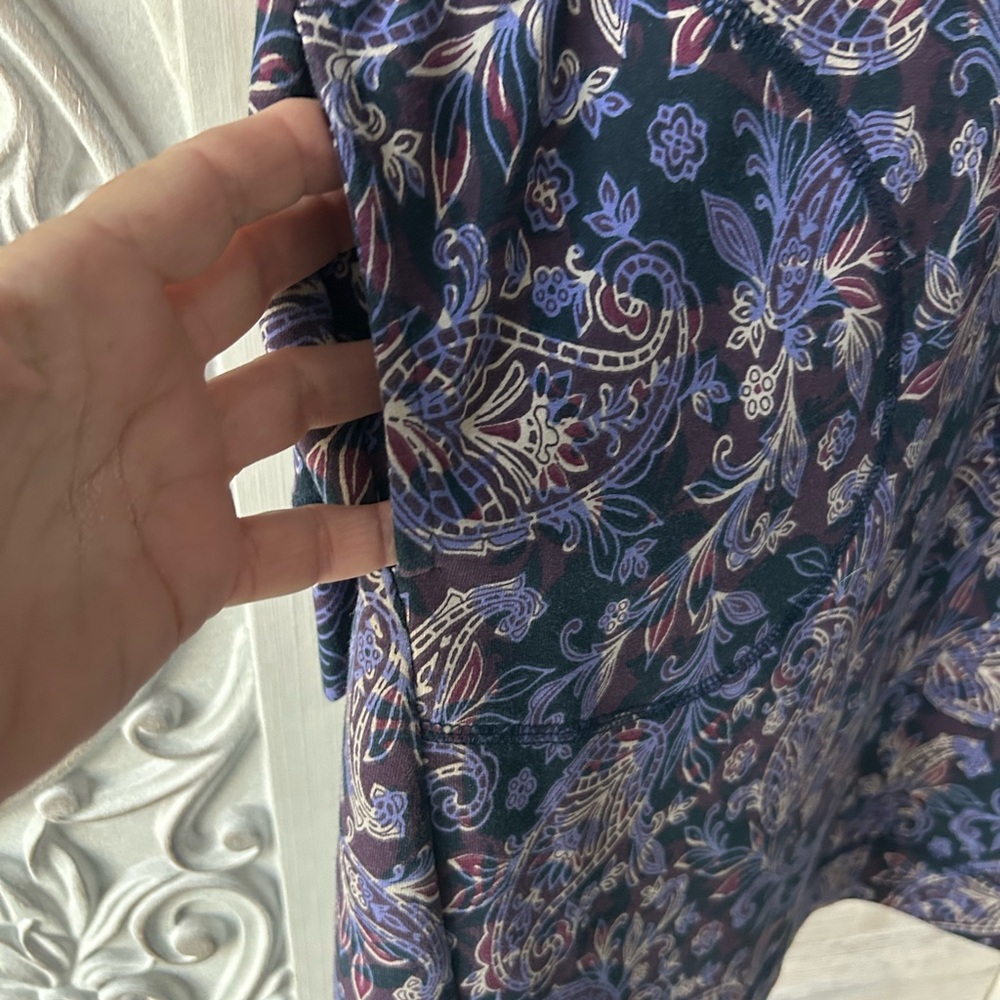 XPS J. Jill Fit Paisley Print dress in Purple and Blue and black prints. - Picture 10 of 10
